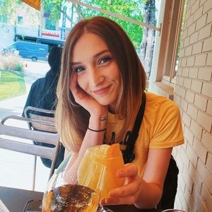 Meet your Posher, June